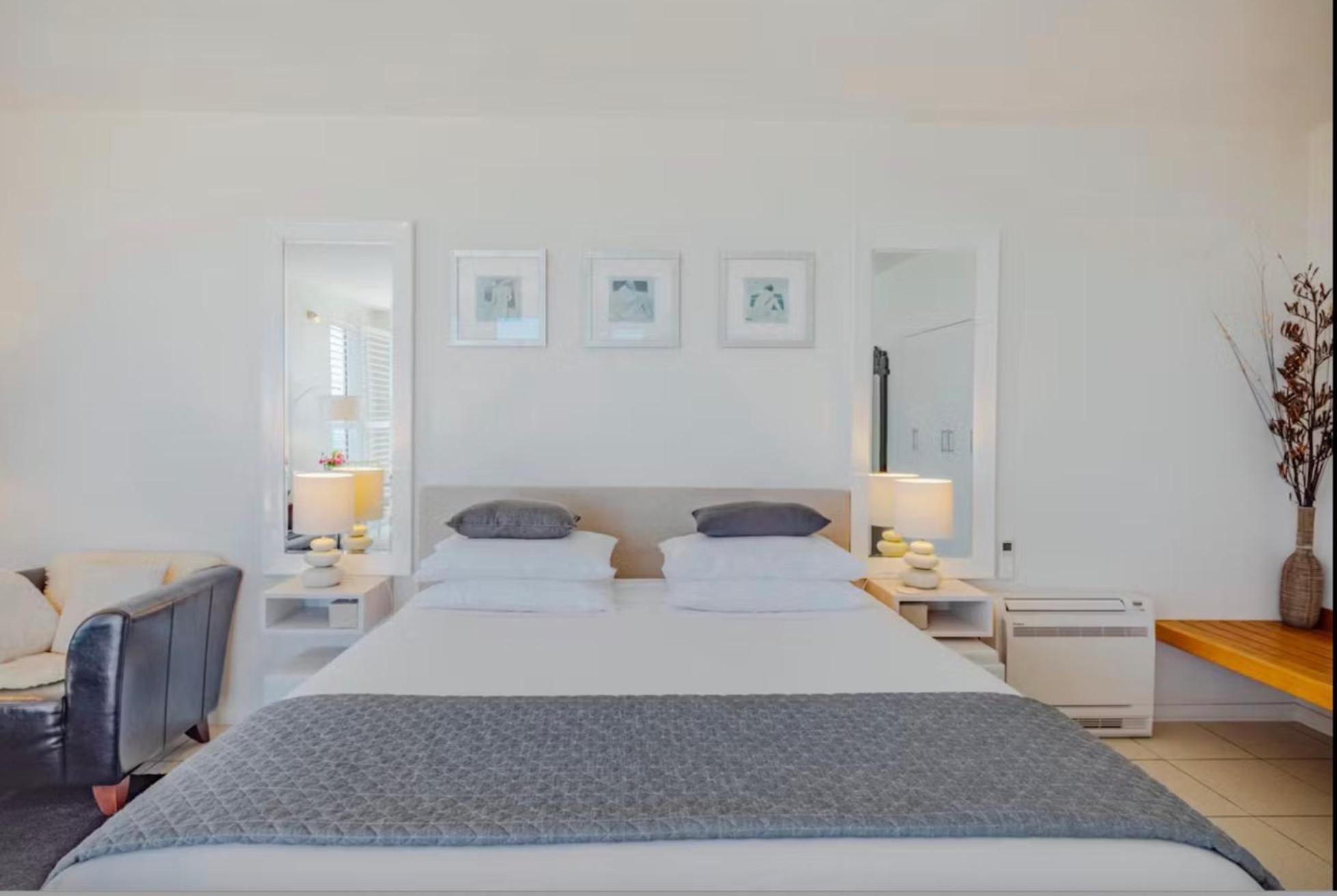 Saltwater - Absolute Oceanfront, Fire Pits, Some Villas With Hot Tubs And Sauna Falmouth Exteriör bild