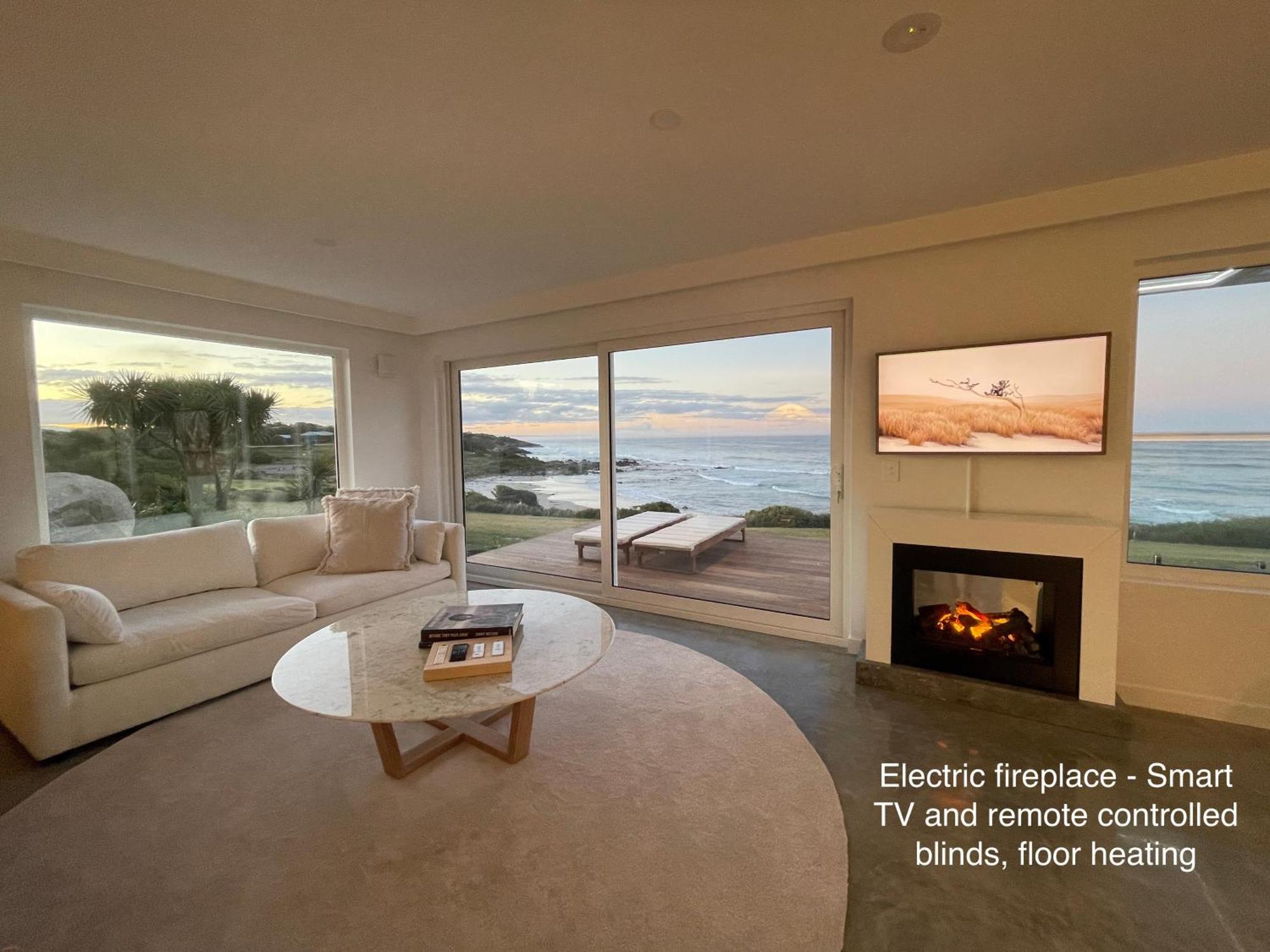 Saltwater - Absolute Oceanfront, Fire Pits, Some Villas With Hot Tubs And Sauna Falmouth Exteriör bild
