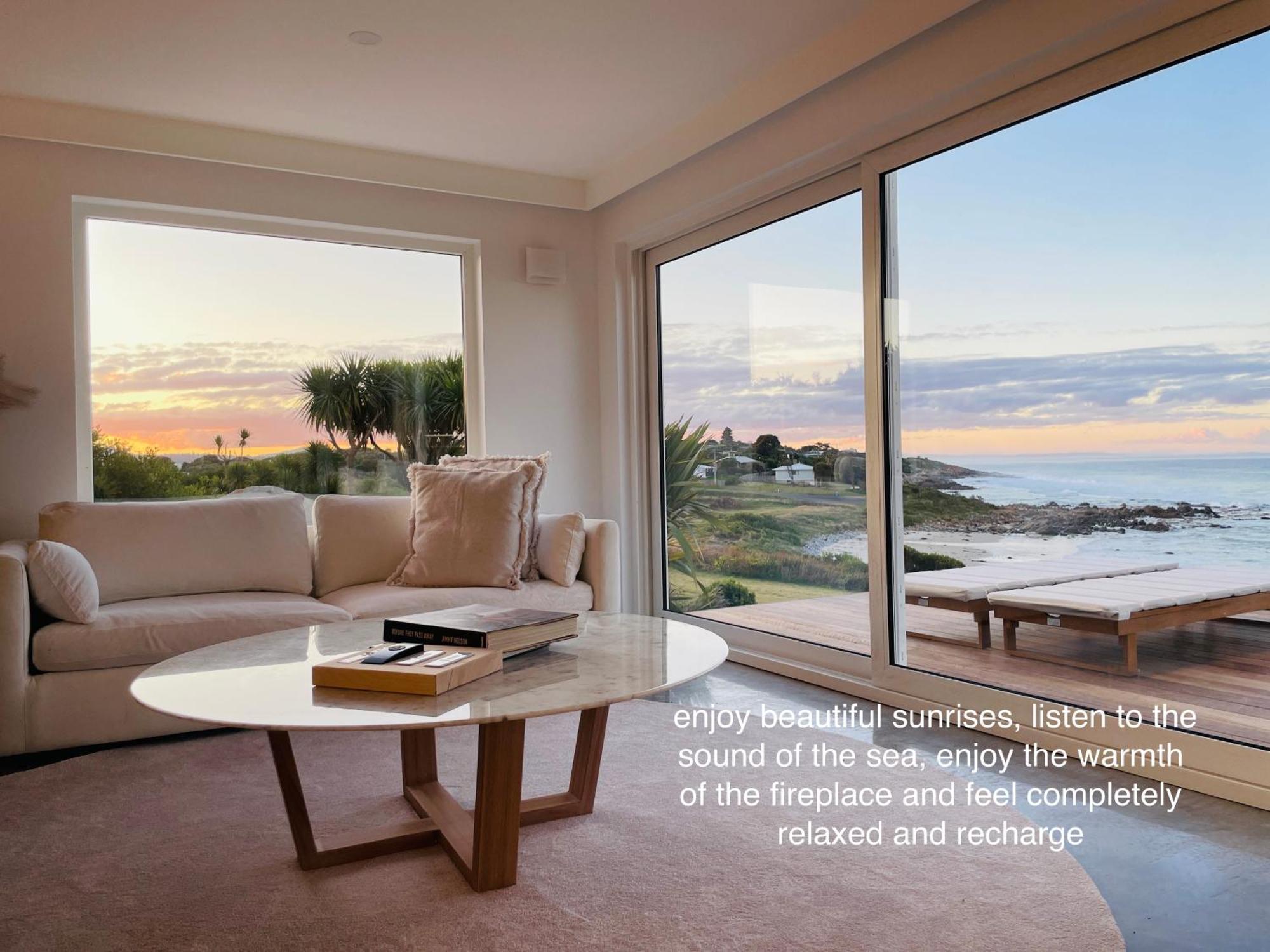 Saltwater - Absolute Oceanfront, Fire Pits, Some Villas With Hot Tubs And Sauna Falmouth Exteriör bild