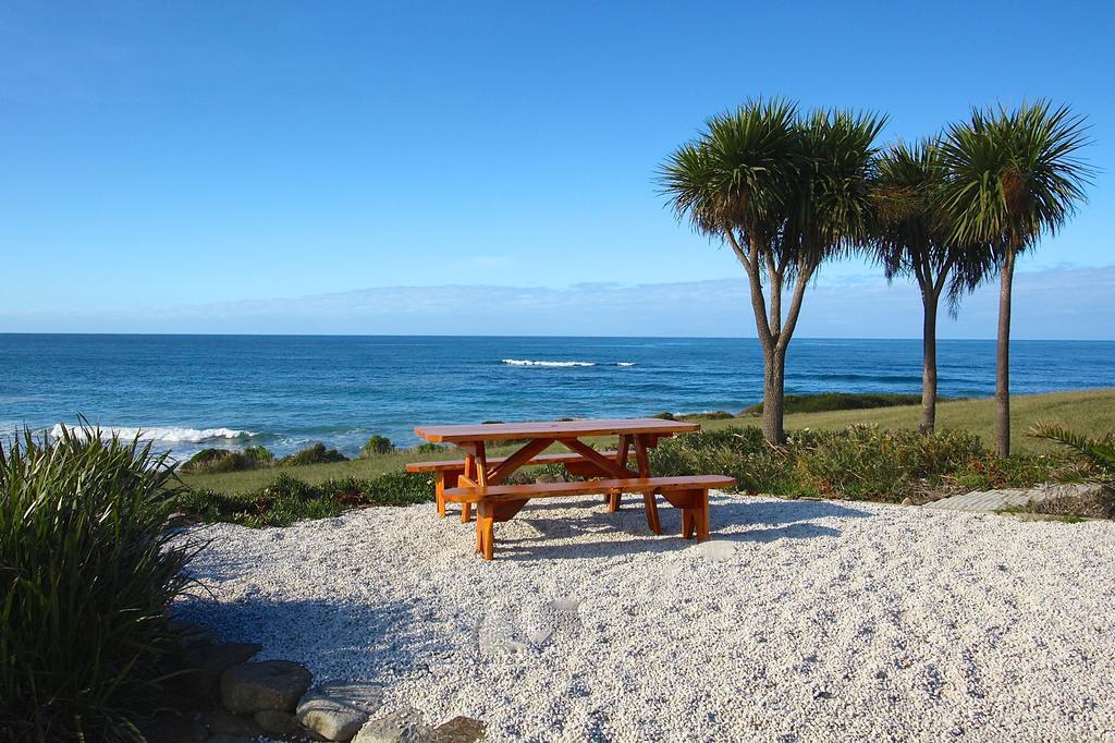 Saltwater - Absolute Oceanfront, Fire Pits, Some Villas With Hot Tubs And Sauna Falmouth Exteriör bild
