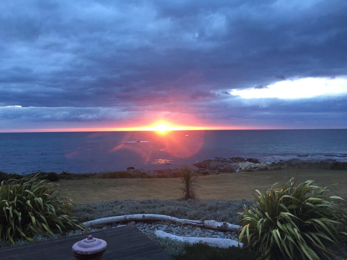 Saltwater - Absolute Oceanfront, Fire Pits, Some Villas With Hot Tubs And Sauna Falmouth Exteriör bild
