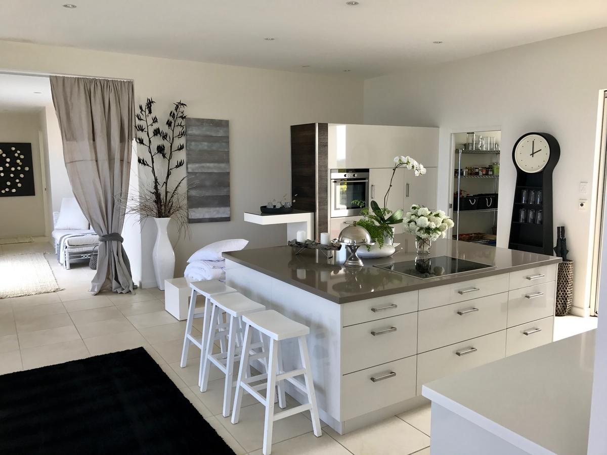 Saltwater - Absolute Oceanfront, Fire Pits, Some Villas With Hot Tubs And Sauna Falmouth Exteriör bild